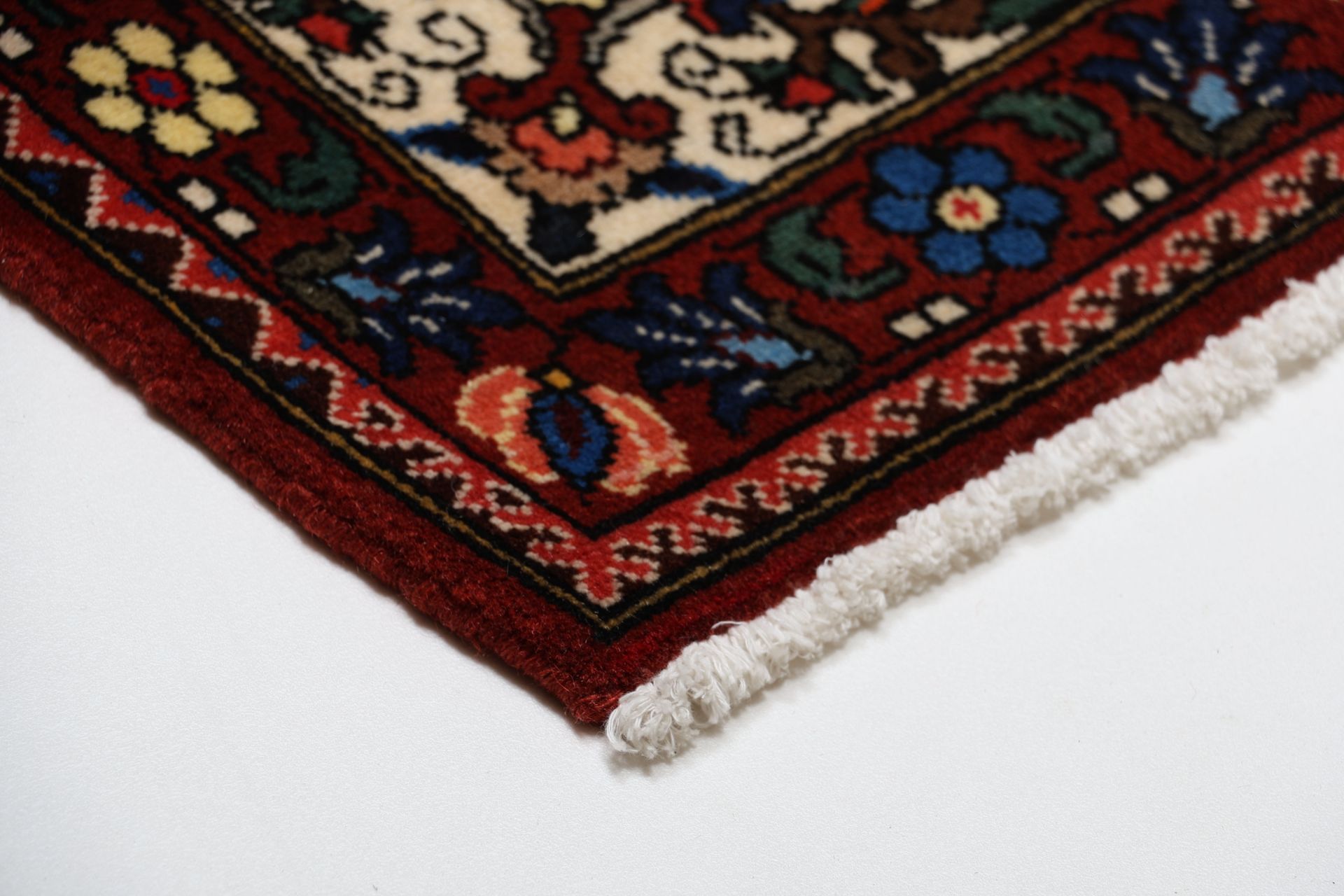 perserteppich-bachtiar-205-x-315-cm-schurwolle-handgeknupft-5 Hand-Knotted Wool Bakhtiari Persian Rug, 205 × 315 cm
