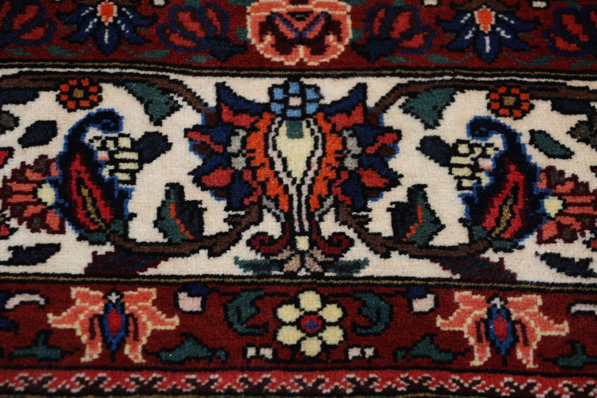 perserteppich-bachtiar-205-x-315-cm-schurwolle-handgeknupft-6 Hand-Knotted Wool Bakhtiari Persian Rug, 205 × 315 cm