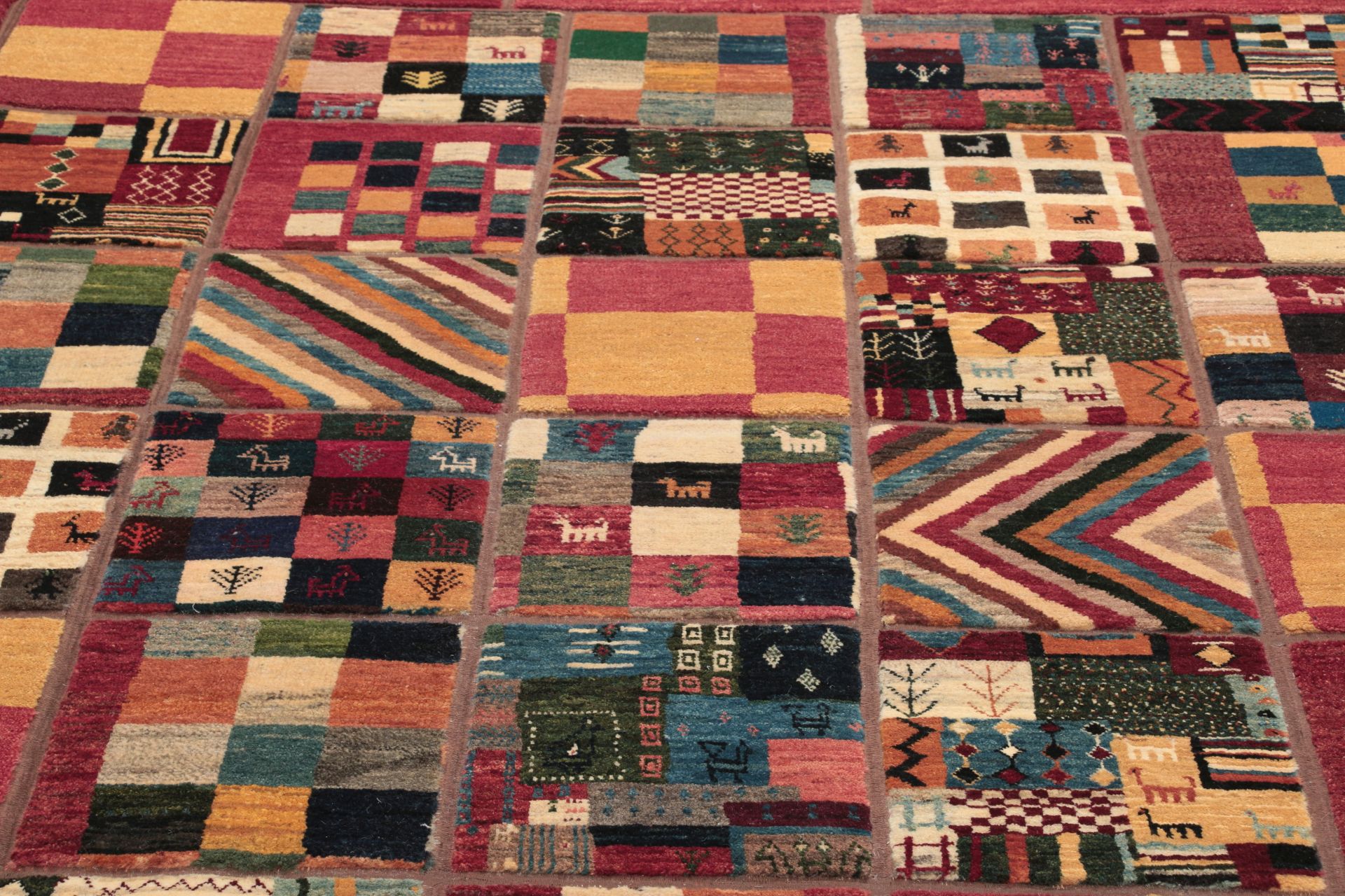 Gabbeh Persian Rug 204 × 310 cm, Wool, hand-knotted