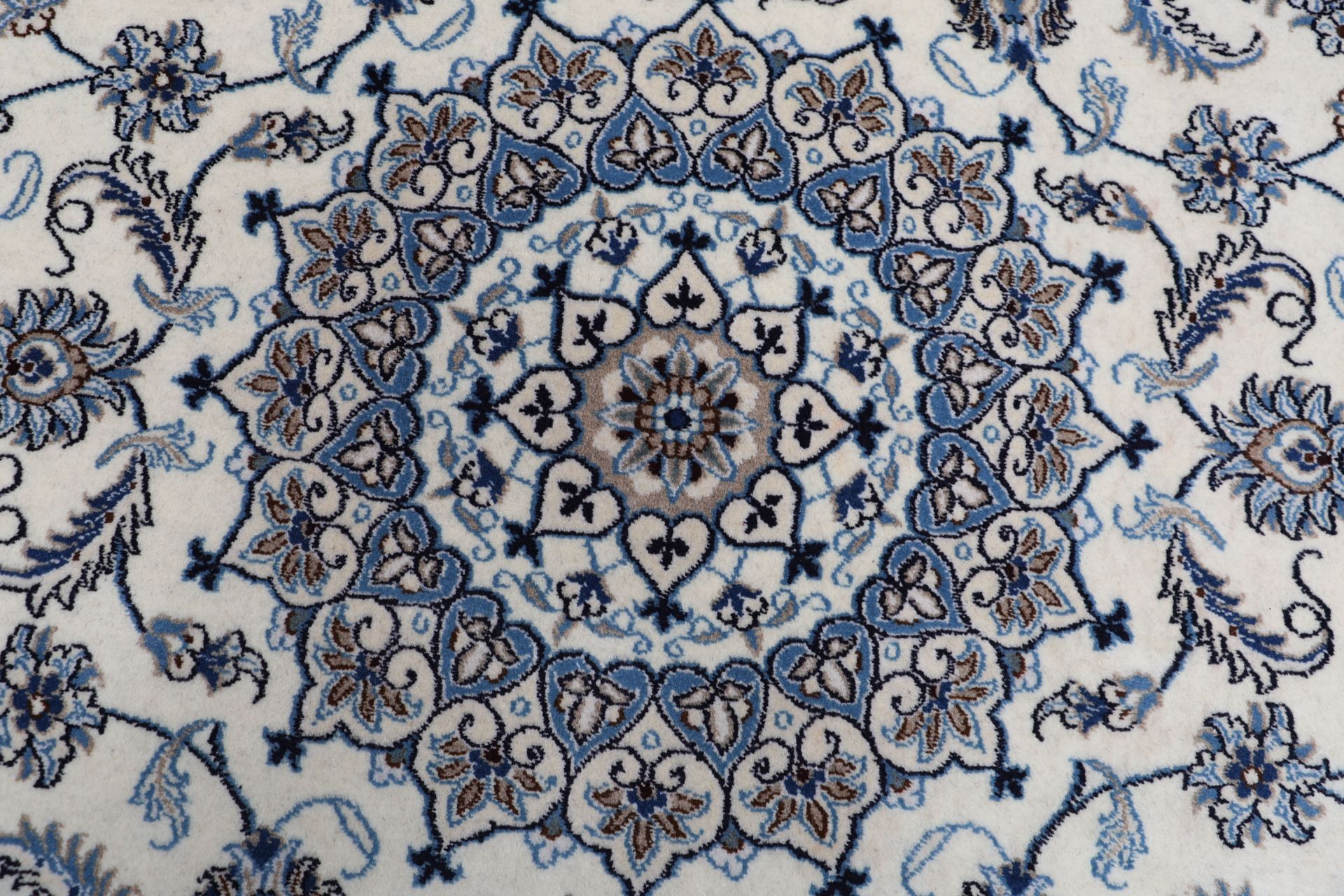 Hand-Knotted Wool Nain Persian Rug, 200 × 298 cm