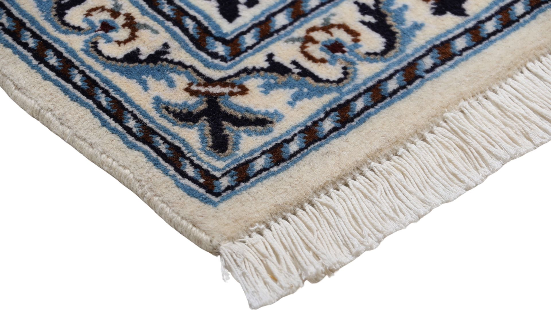 Hand-Knotted Wool Nain Persian Rug, 192 × 292 cm