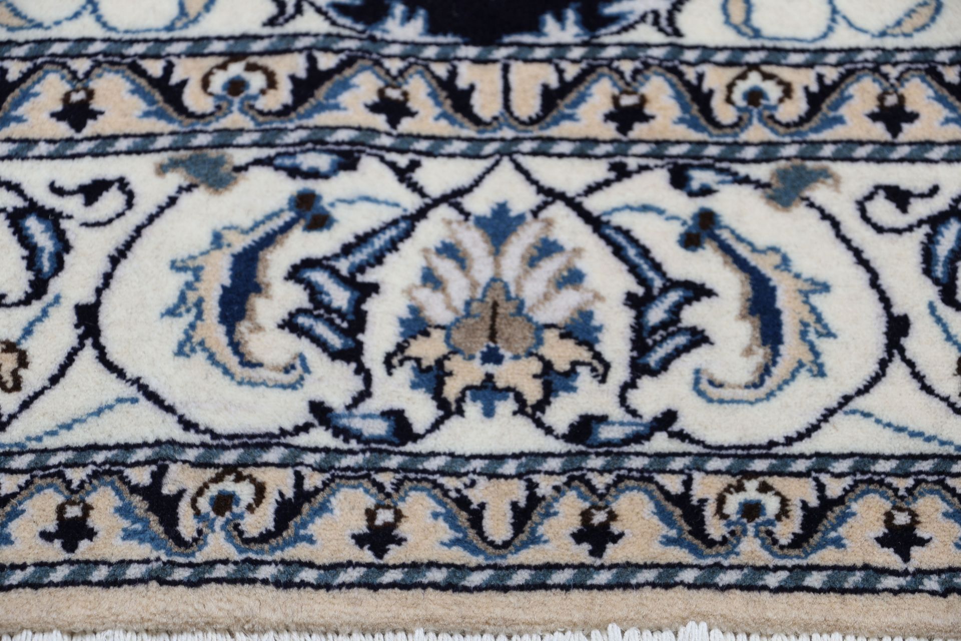 Hand-Knotted Wool Nain Persian Rug, 192 × 294 cm