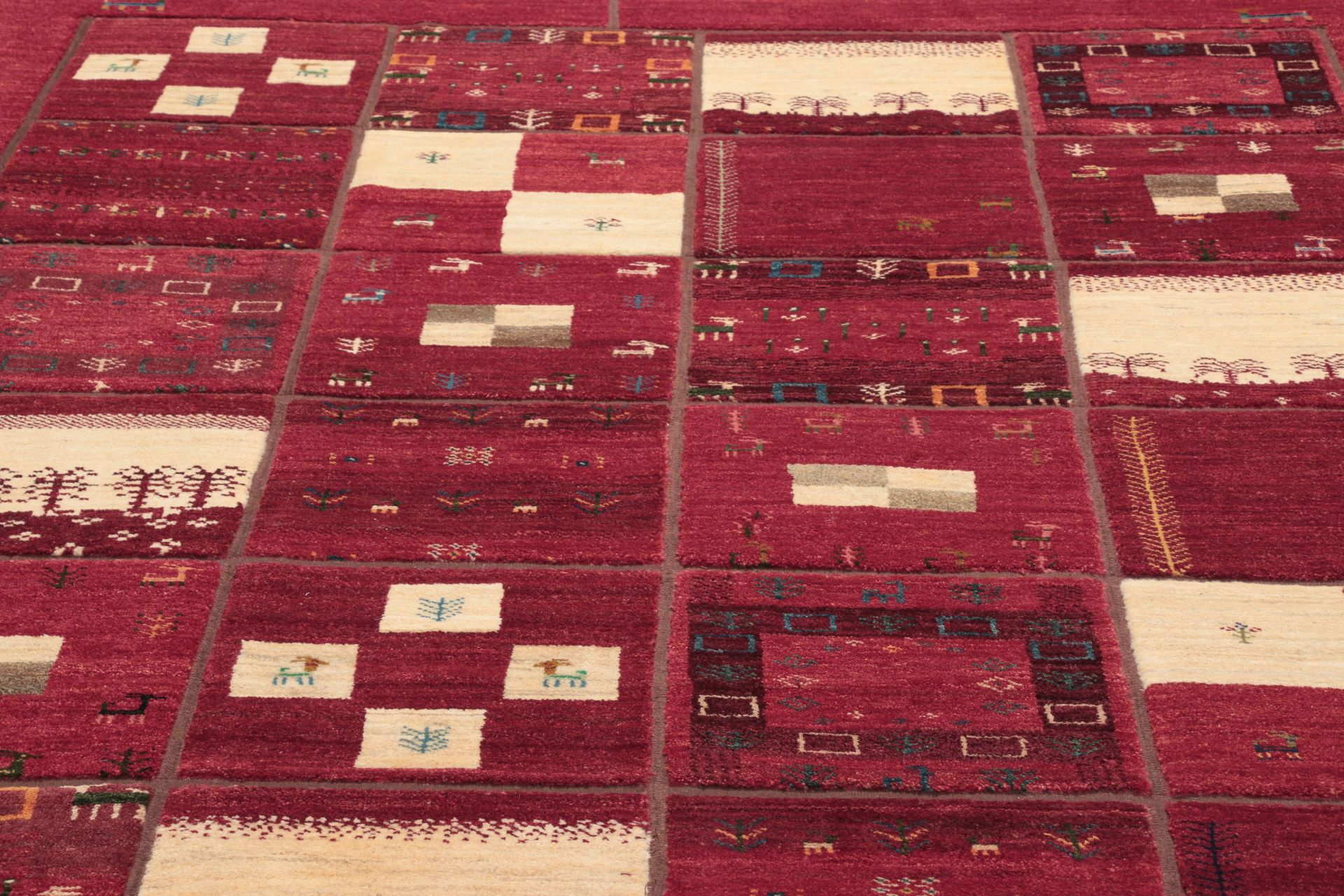 Gabbeh Persian Rug — hand-knotted, 205 × 300 cm, Wool