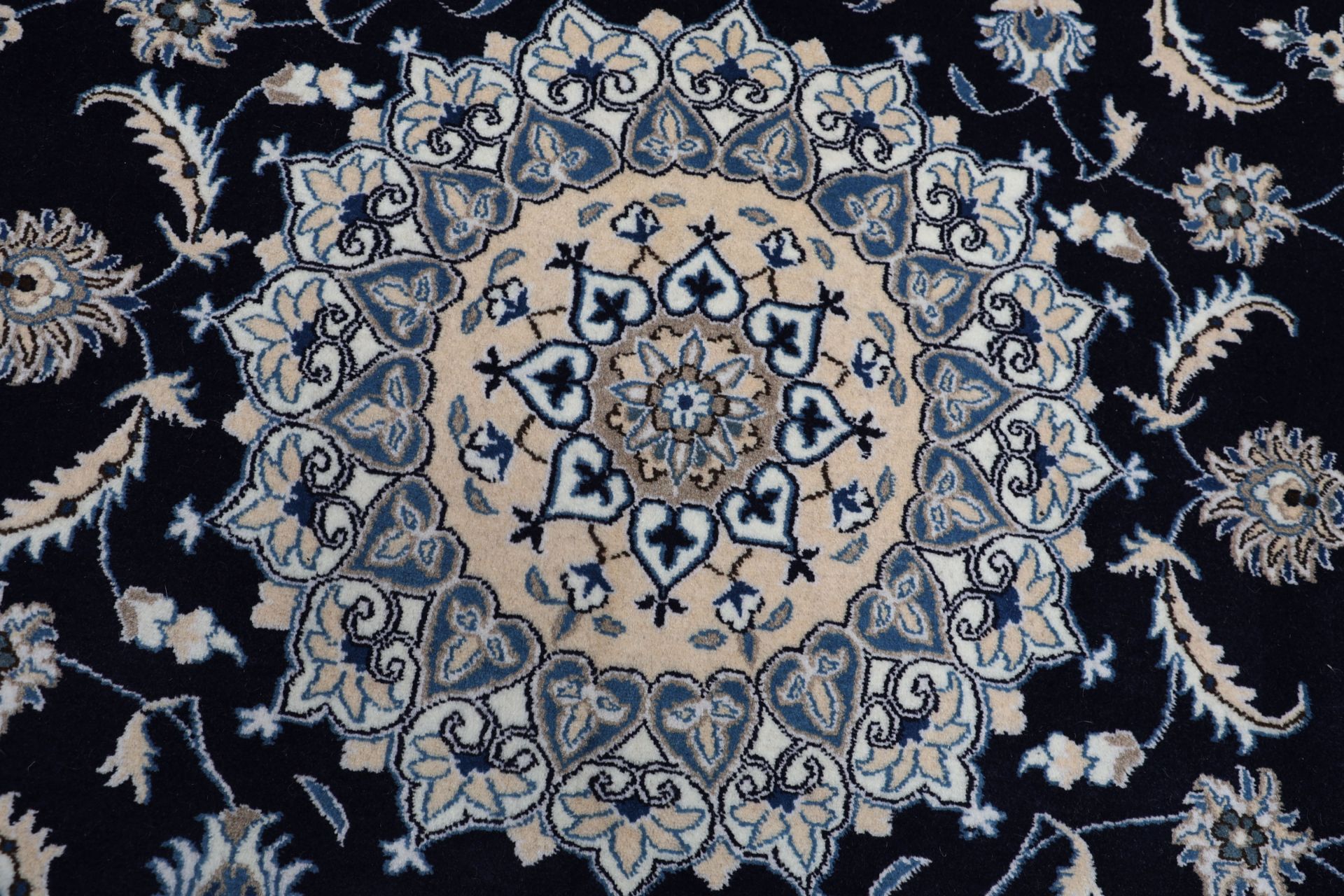 Hand-Knotted Wool Nain Persian Rug, 192 × 294 cm