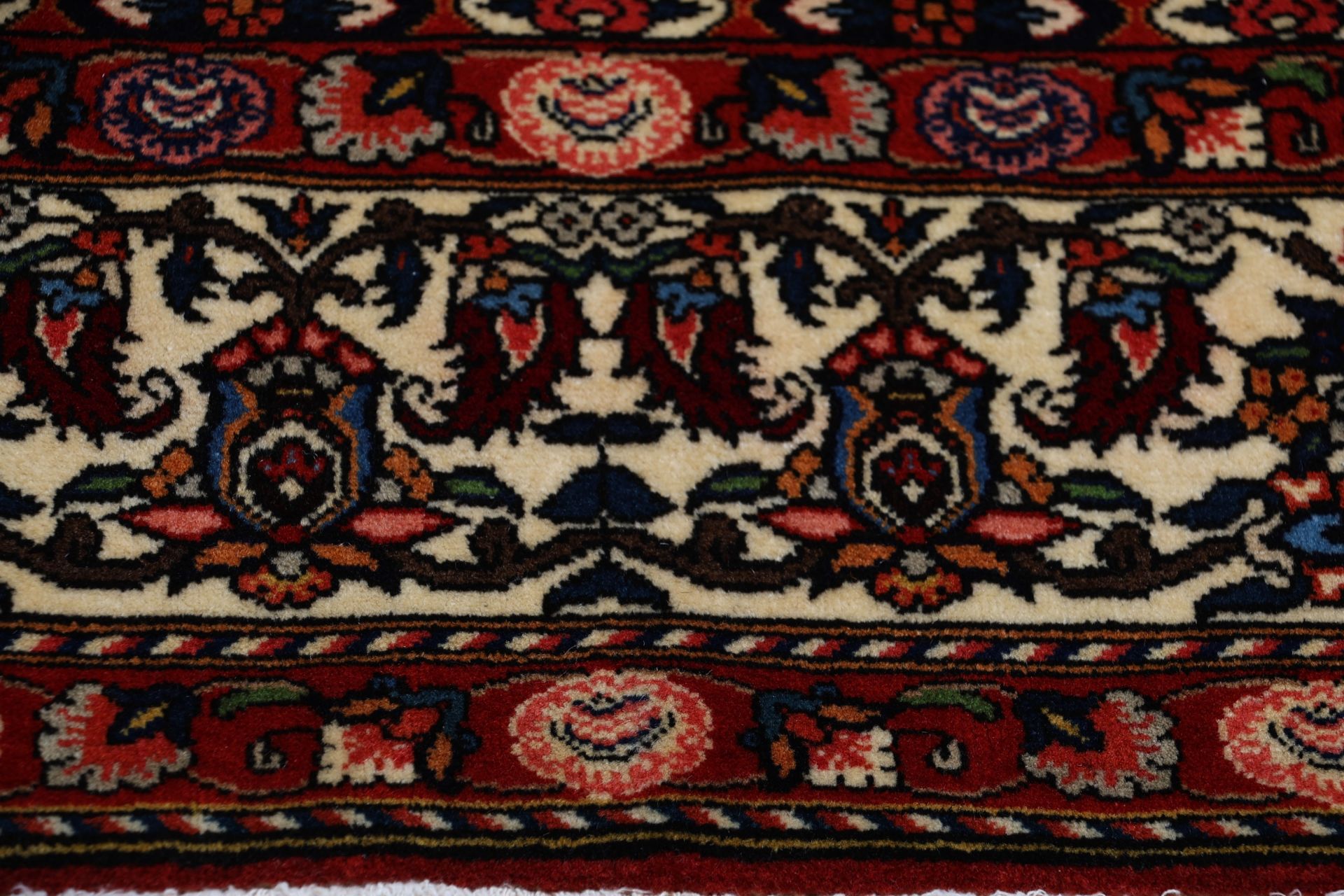 persischer-bachtiar-teppich-210-x-295-cm-schurwolle-handgeknupft-8 Bakhtiari Persian Rug — hand-knotted, 210 × 295 cm, Wool
