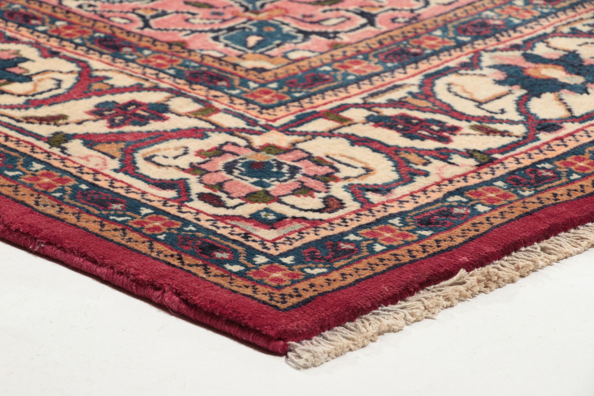 Hamadan Persian Rug — hand-knotted, 213 × 313 cm
