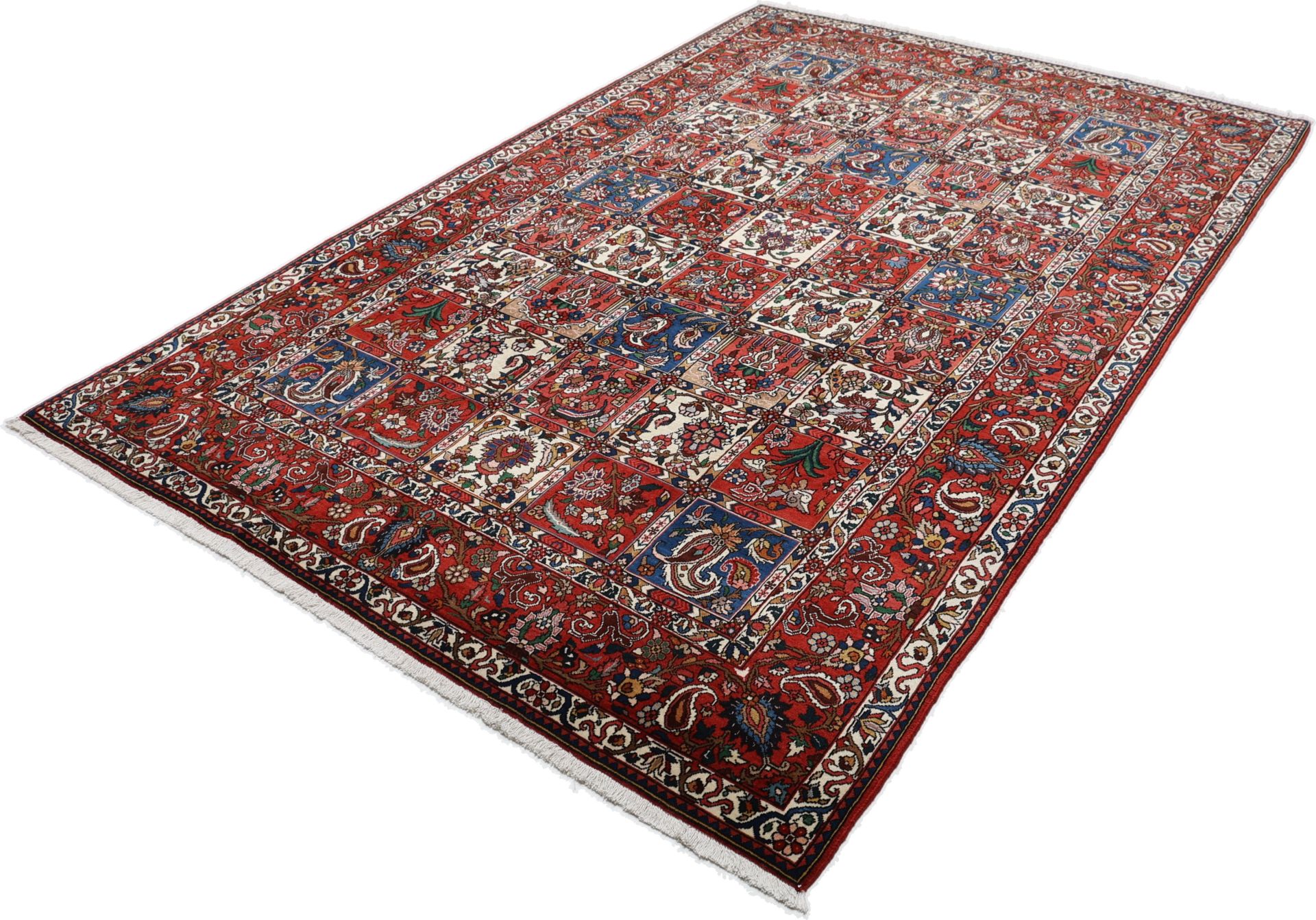 Hand-Knotted Wool Bakhtiari Persian Rug, 213 × 313 cm