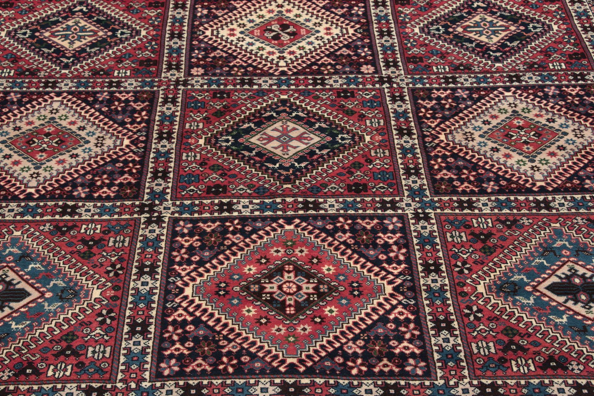 Persian Rug — hand-knotted, 203 × 300 cm, Wool