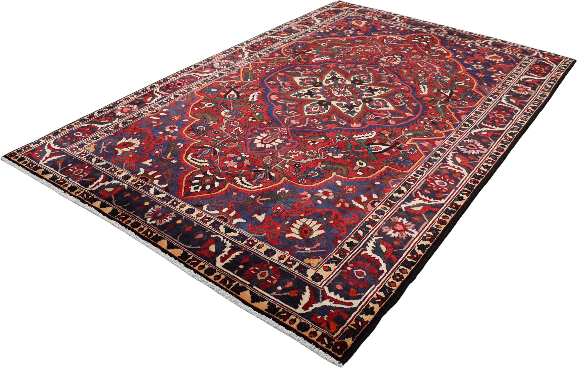 Bakhtiari Persian Rug 210 × 310 cm, Wool, hand-knotted