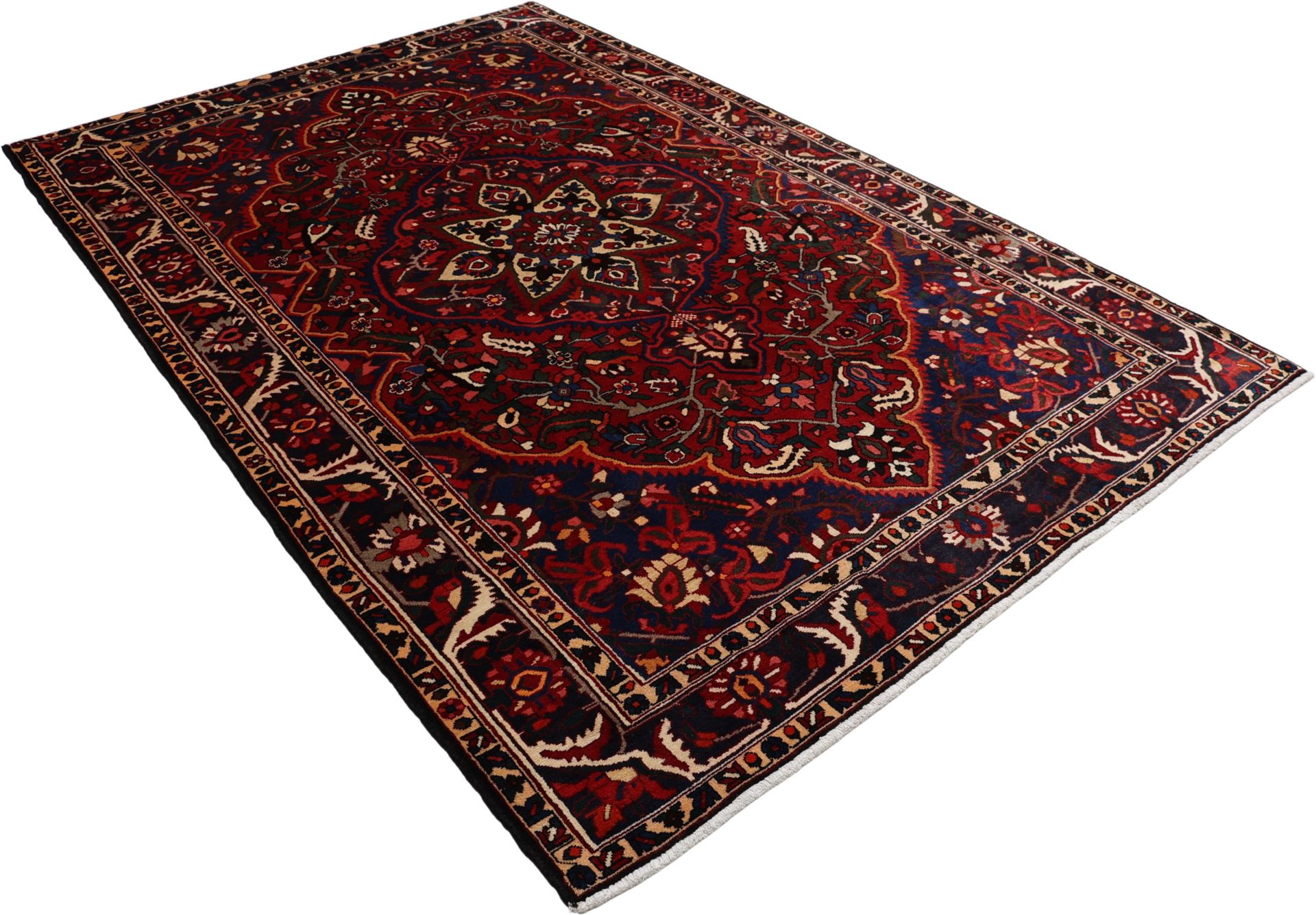 Bakhtiari Persian Rug 210 × 310 cm, Wool, hand-knotted