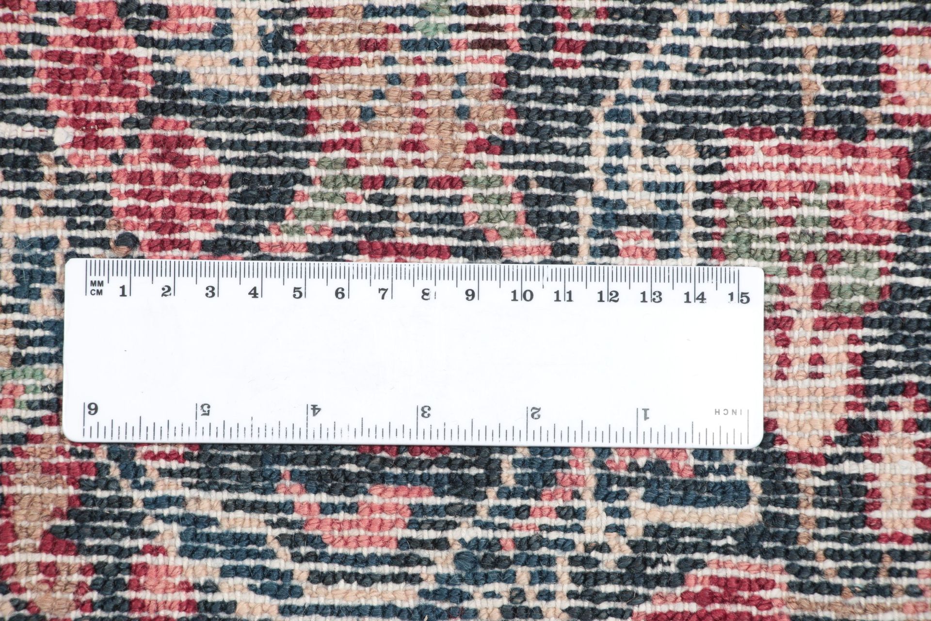 Hamadan Persian Rug — hand-knotted, 212 × 312 cm