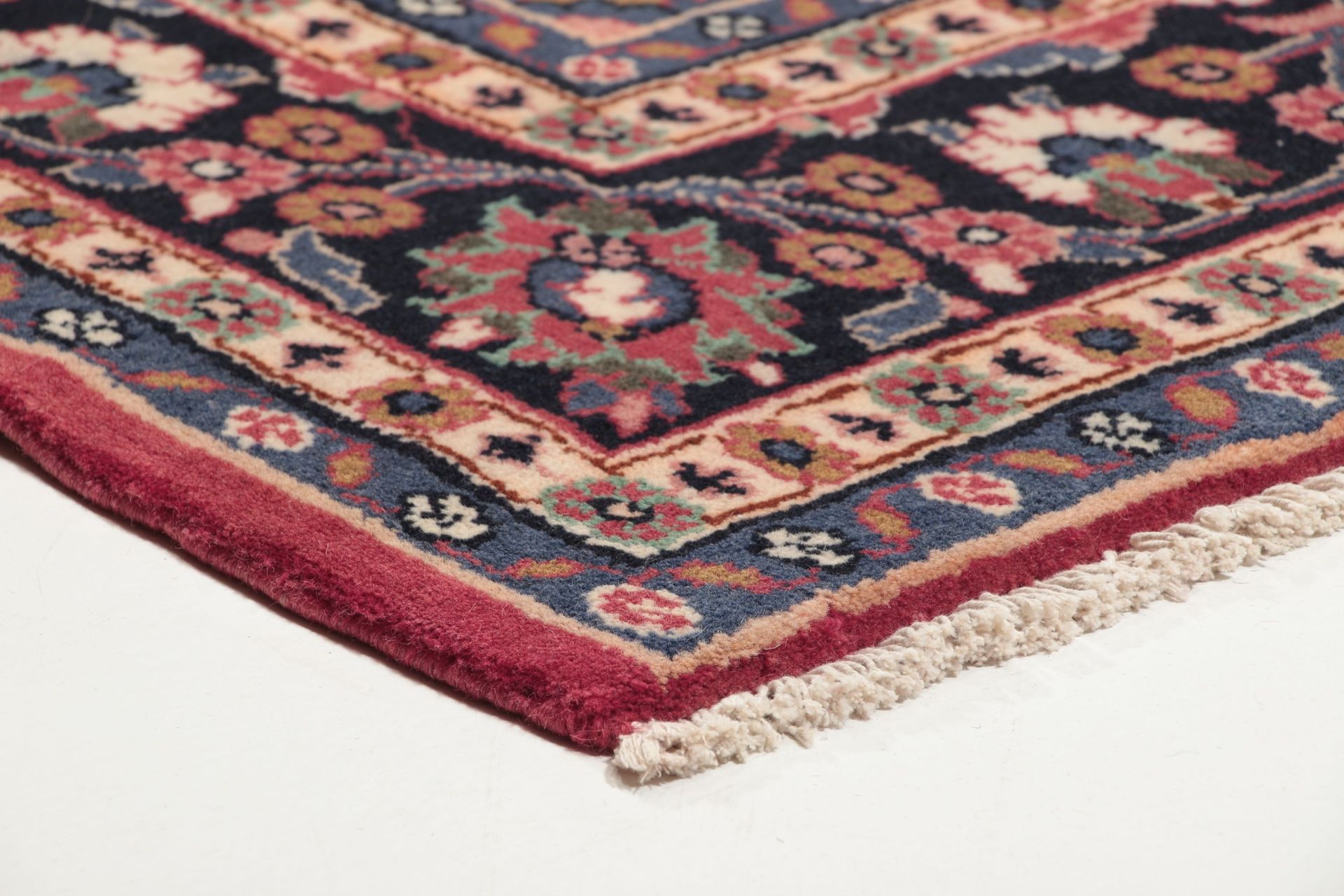 Hamadan Persian Rug — hand-knotted, 206 × 287 cm