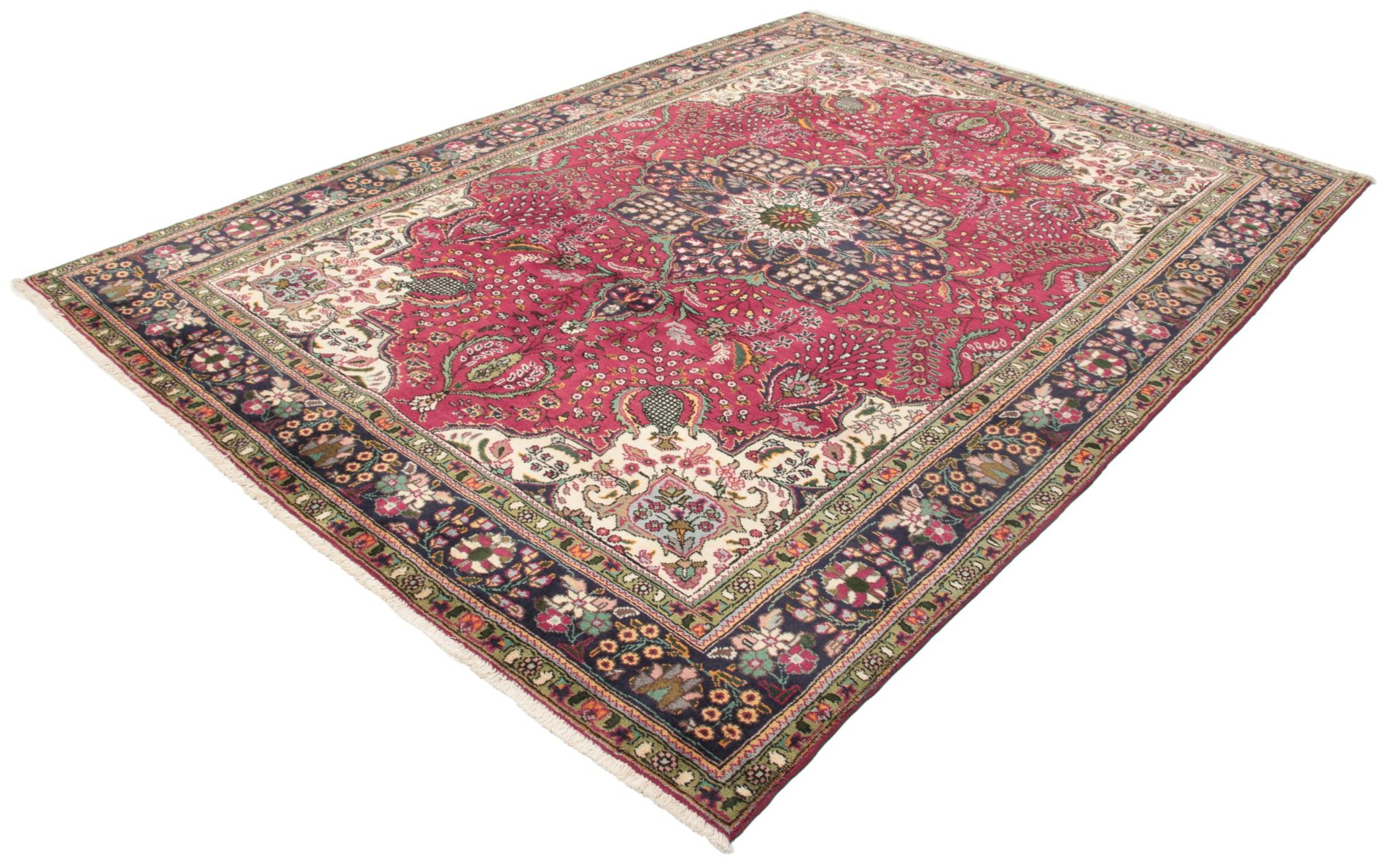 Tabriz Persian Rug 214 × 300 cm, hand-knotted