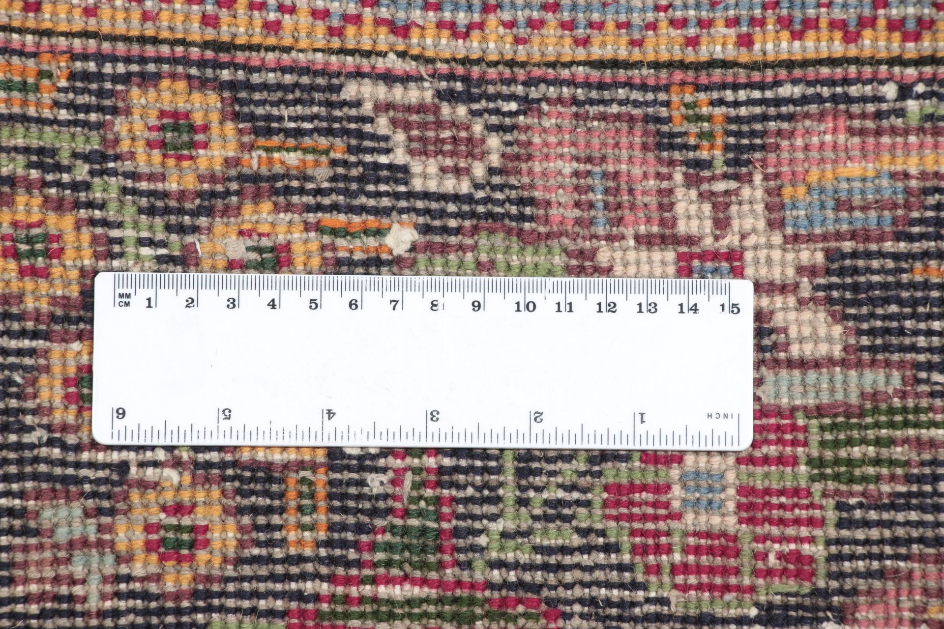Tabriz Persian Rug 214 × 300 cm, hand-knotted