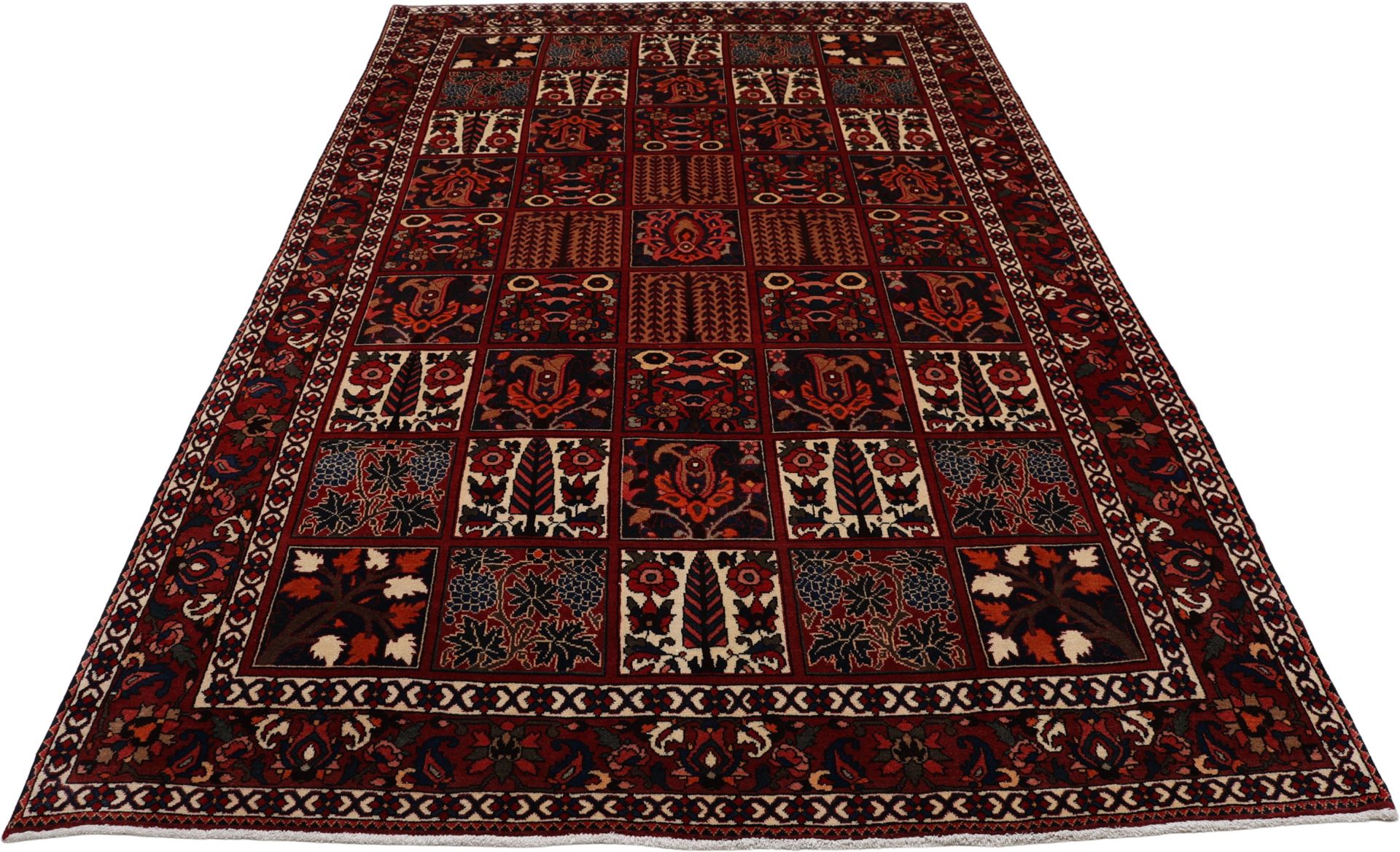 Bakhtiari Persian Rug 200 × 310 cm, Wool, hand-knotted