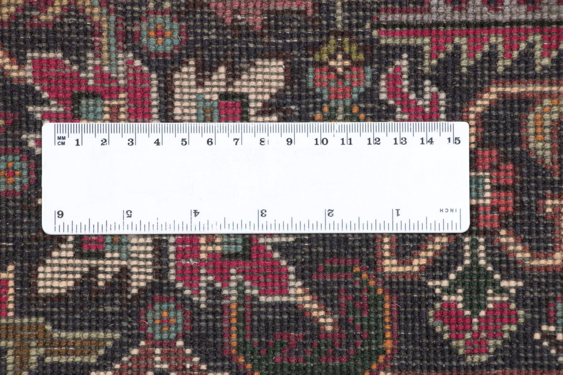 Tabriz Persian Rug — hand-knotted, 200 × 300 cm