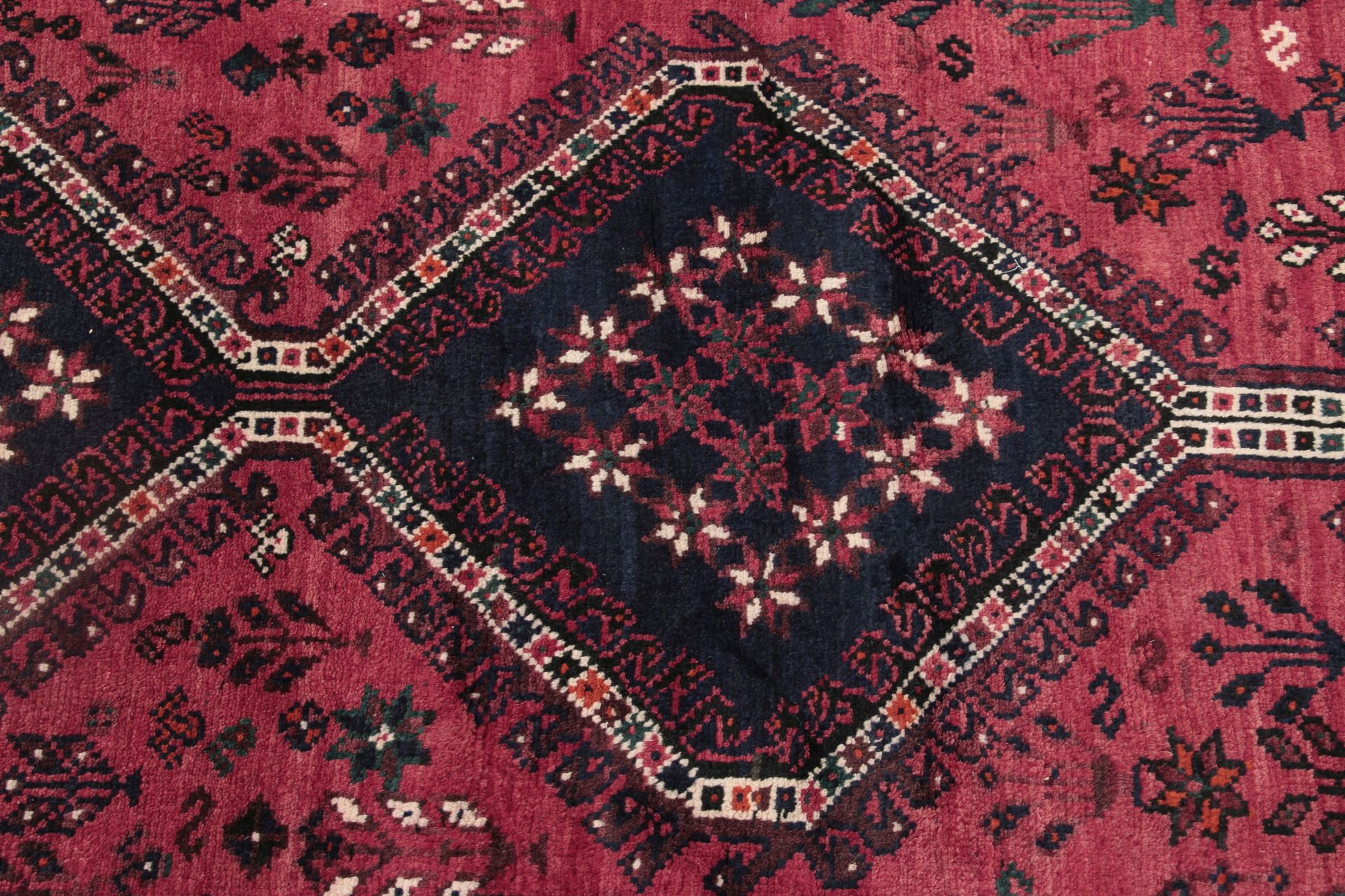 Qashqai Persian Rug 210 × 300 cm, Wool, hand-knotted