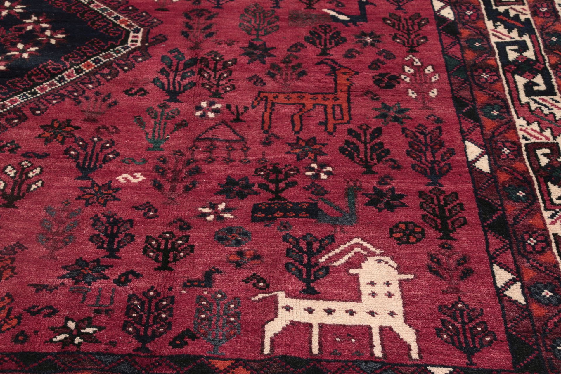 Qashqai Persian Rug 210 × 300 cm, Wool, hand-knotted