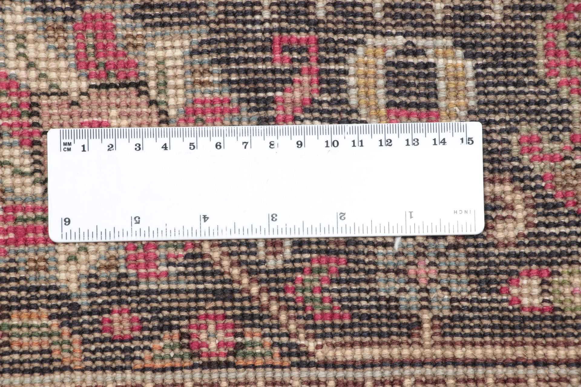 Tabriz Persian Rug 200 × 285 cm, hand-knotted