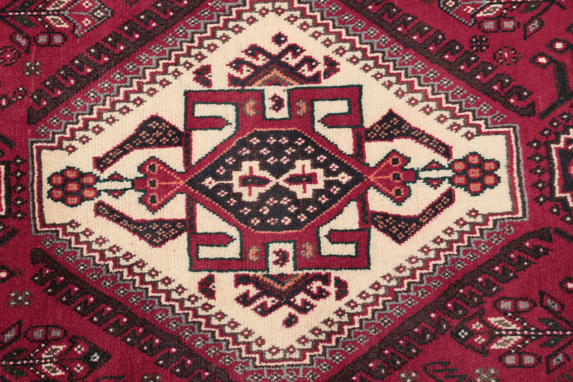 Hand-Knotted Wool Qashqai Persian Rug, 210 × 310 cm