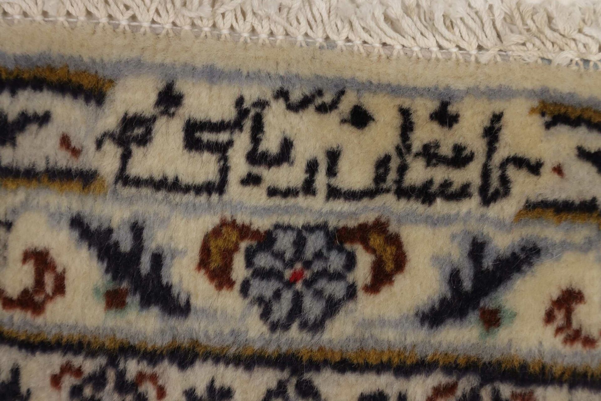 Kashan Persian Rug 195 × 299 cm, Wool, hand-knotted