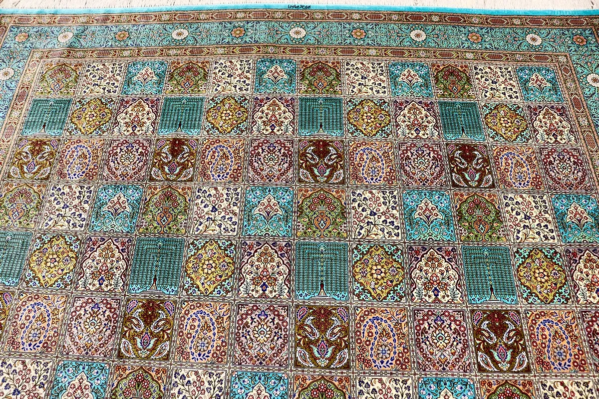118132-04 Qom Persian Rug — hand-knotted, 355 × 250 cm, Silk