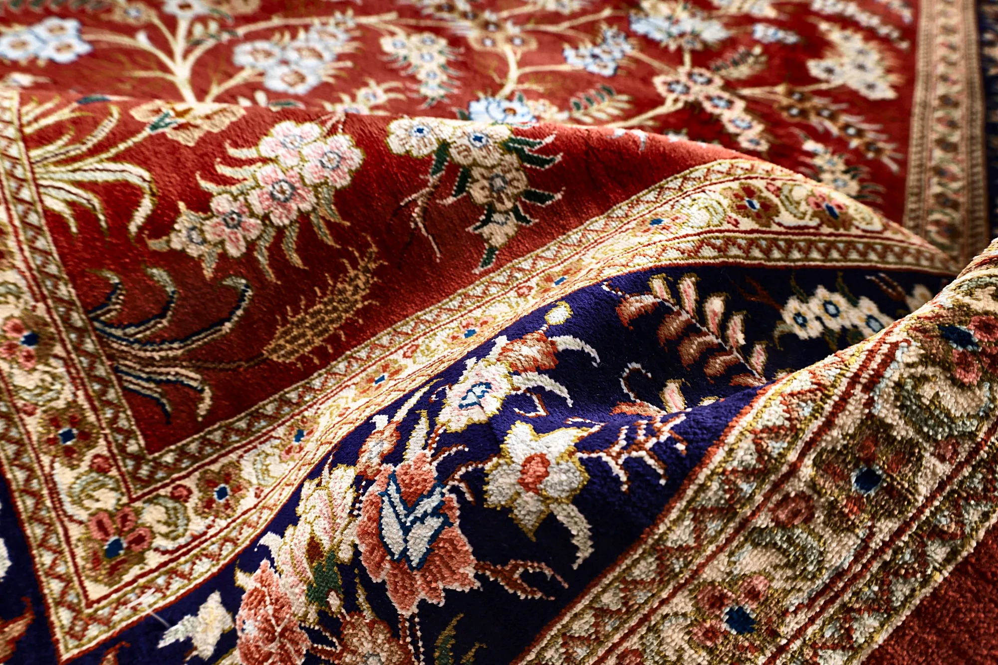Hand-Knotted Silk Qom Persian Rug, 150 × 98 cm