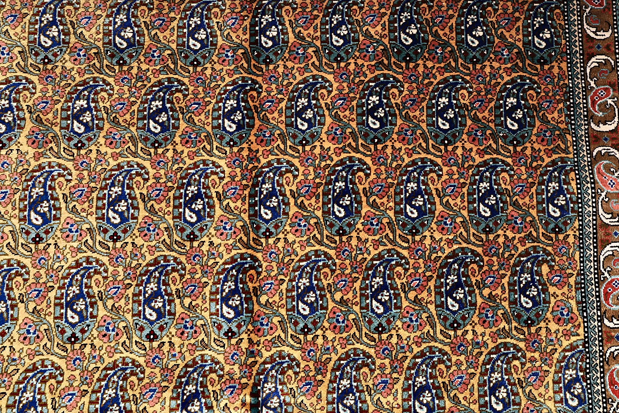 115785-05 Hand-Knotted Silk Qom Persian Rug, 117 × 80 cm