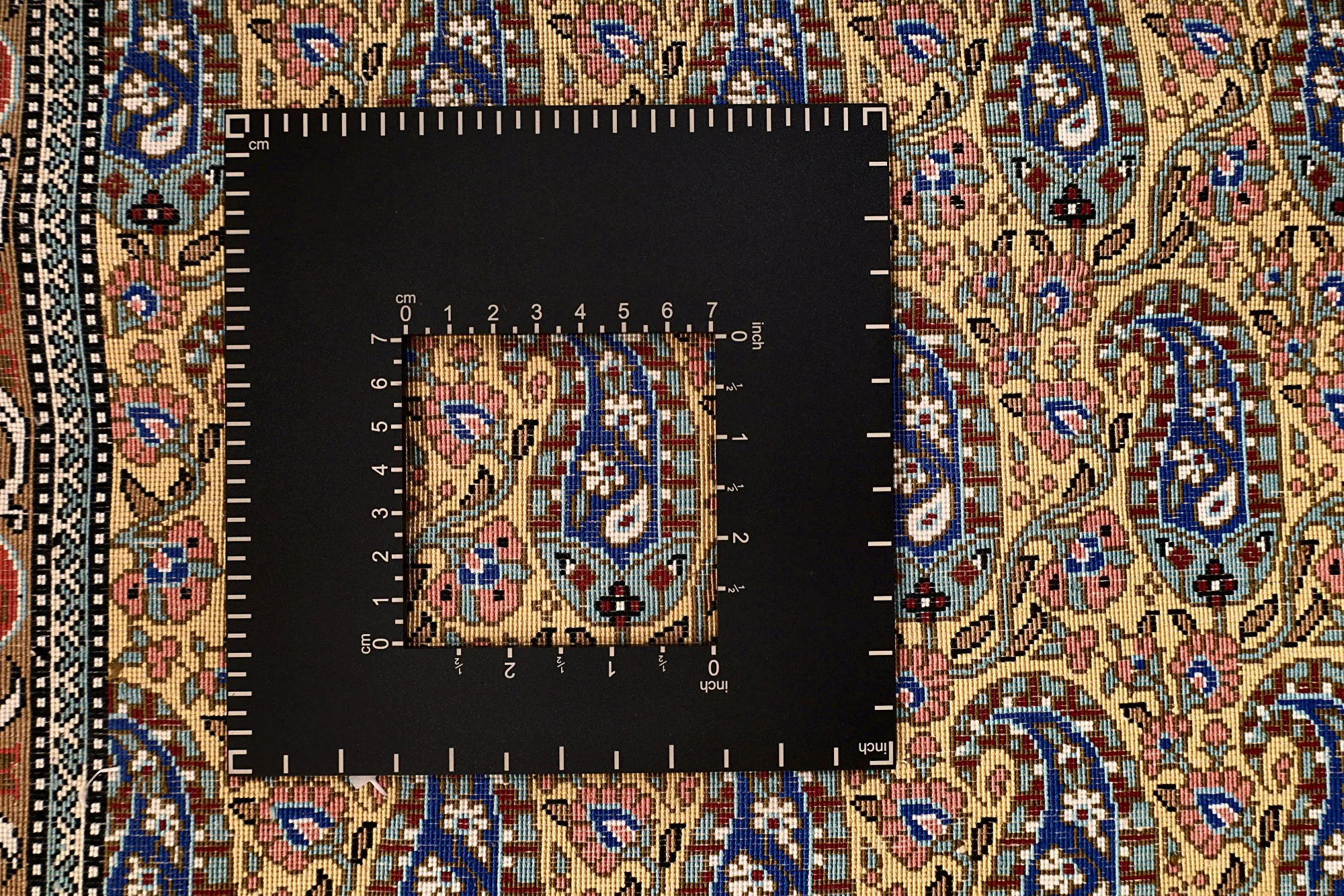 115785-12 Hand-Knotted Silk Qom Persian Rug, 117 × 80 cm