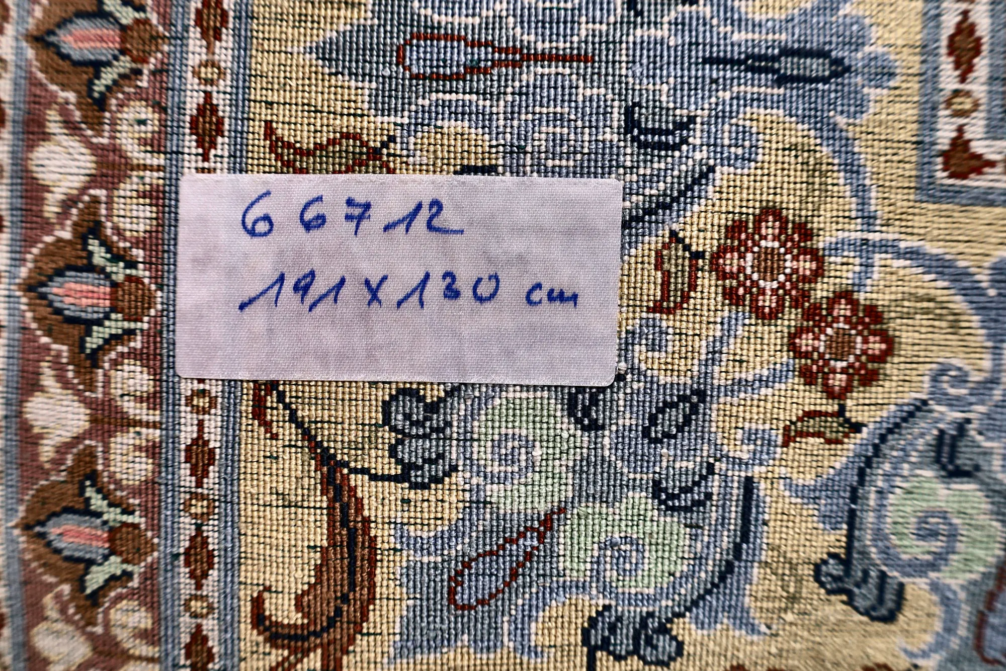 Qom Persian Rug 191 × 130 cm, Silk, hand-knotted