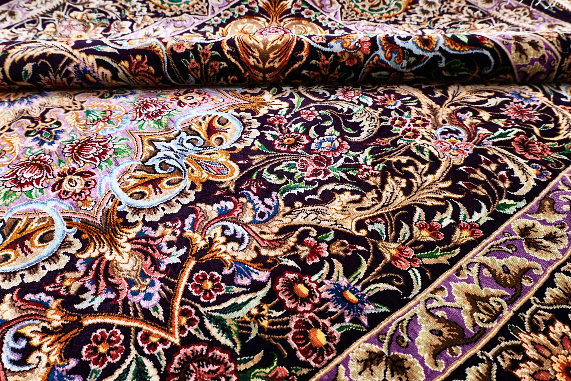 Qom Persian Rug 195 × 136 cm, Silk, hand-knotted