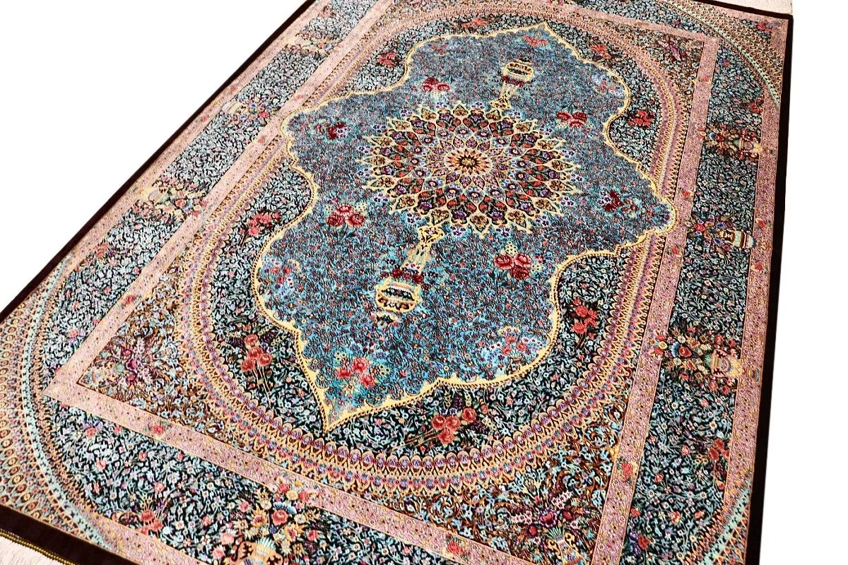 Qom Persian Rug — hand-knotted, 200 × 133 cm, Silk