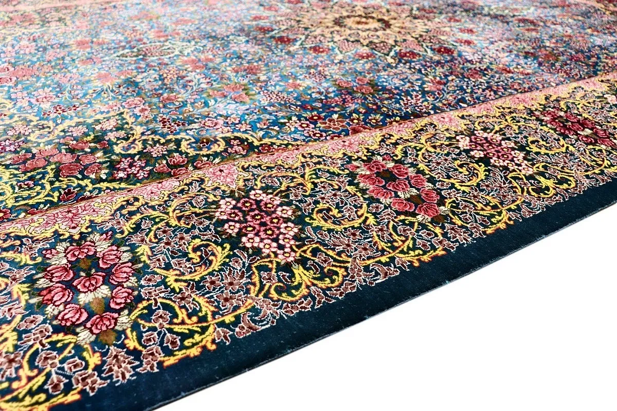 Qom Persian Rug — hand-knotted, 200 × 135 cm, Silk