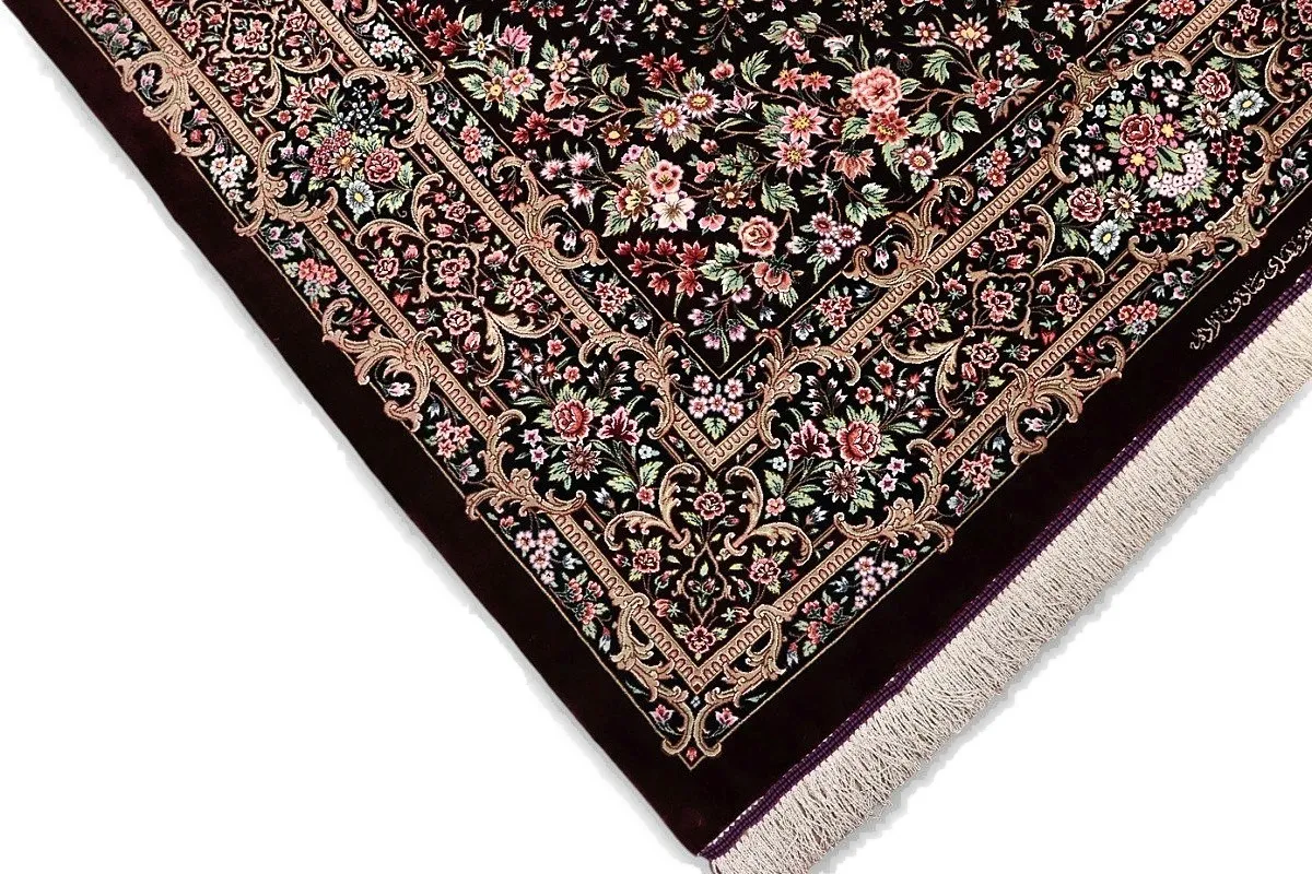118111-05 Qom Persian Rug — hand-knotted, 235 × 151 cm, Silk