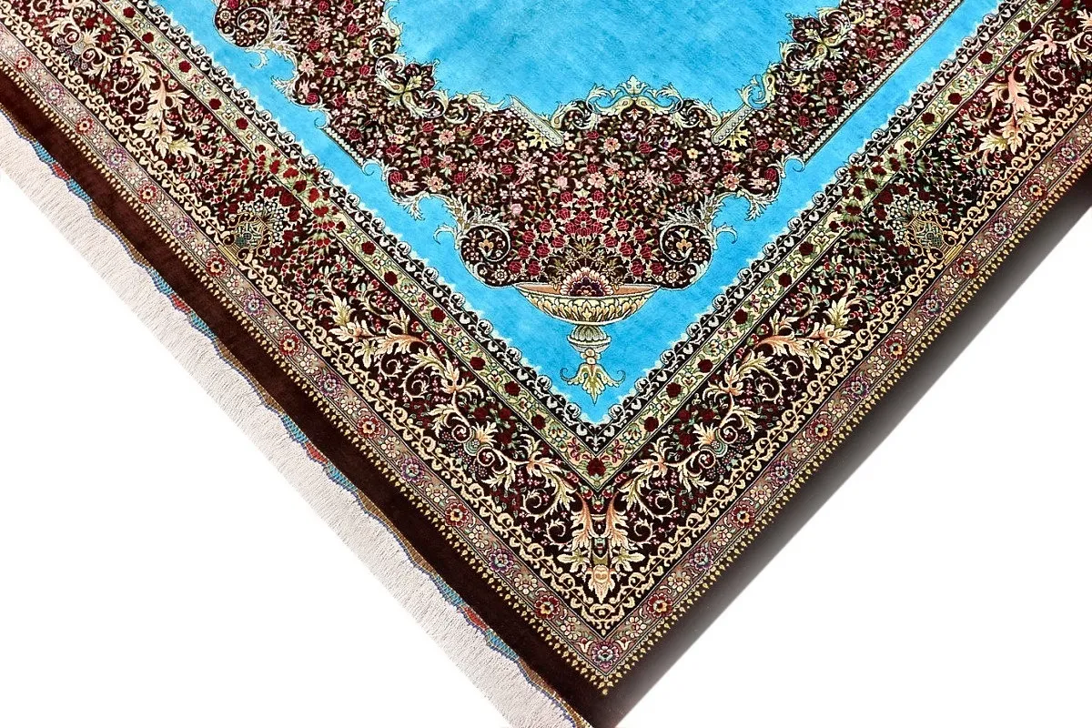 118114-07 Hand-Knotted Silk Qom Persian Rug, 202 × 135 cm