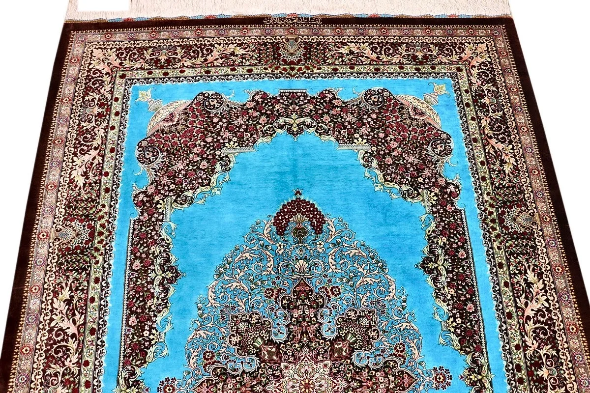Qom Persian Rug — hand-knotted, 200 × 135 cm, Silk