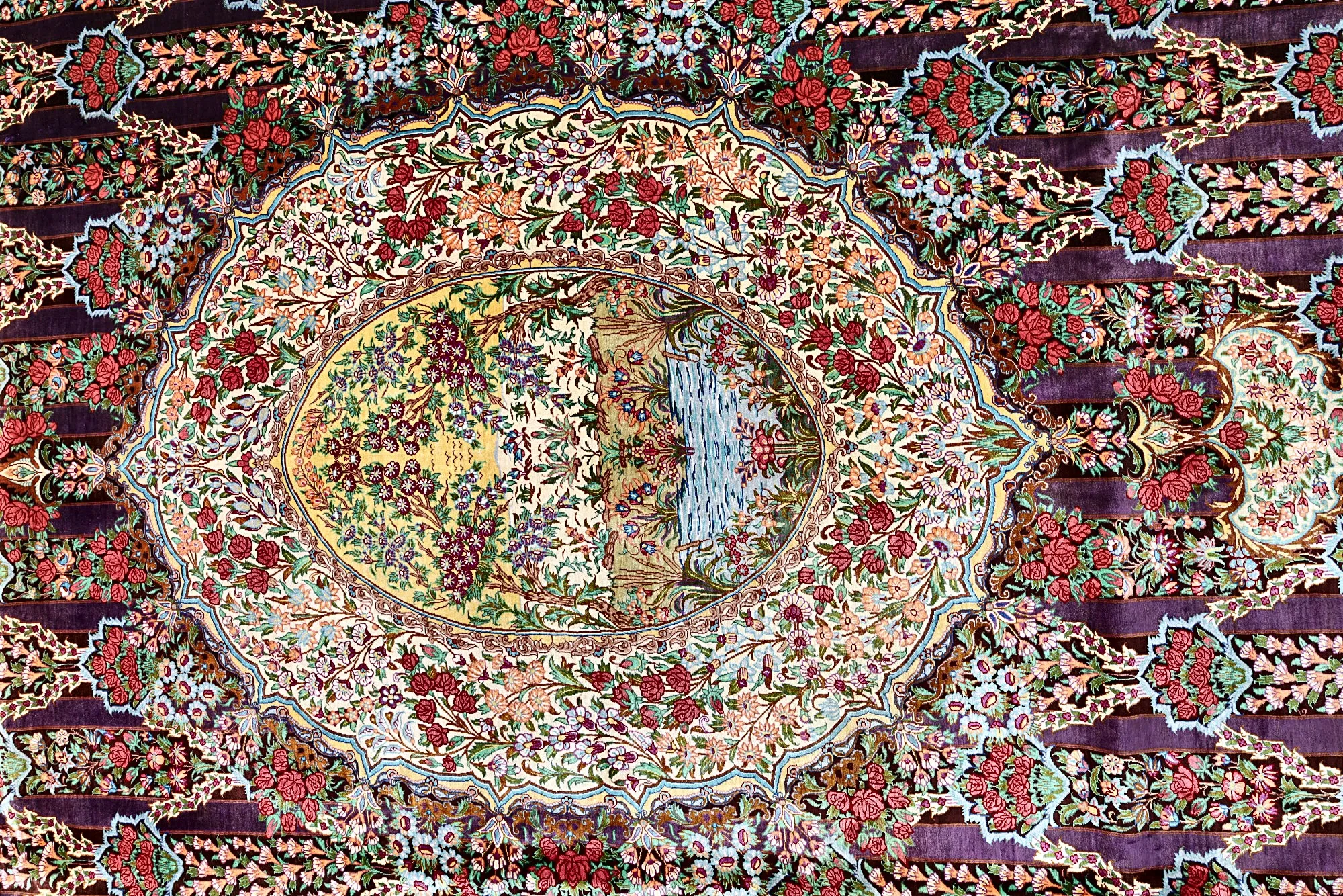 118129-04 Qom Persian Rug — hand-knotted, 347 × 247 cm, Silk