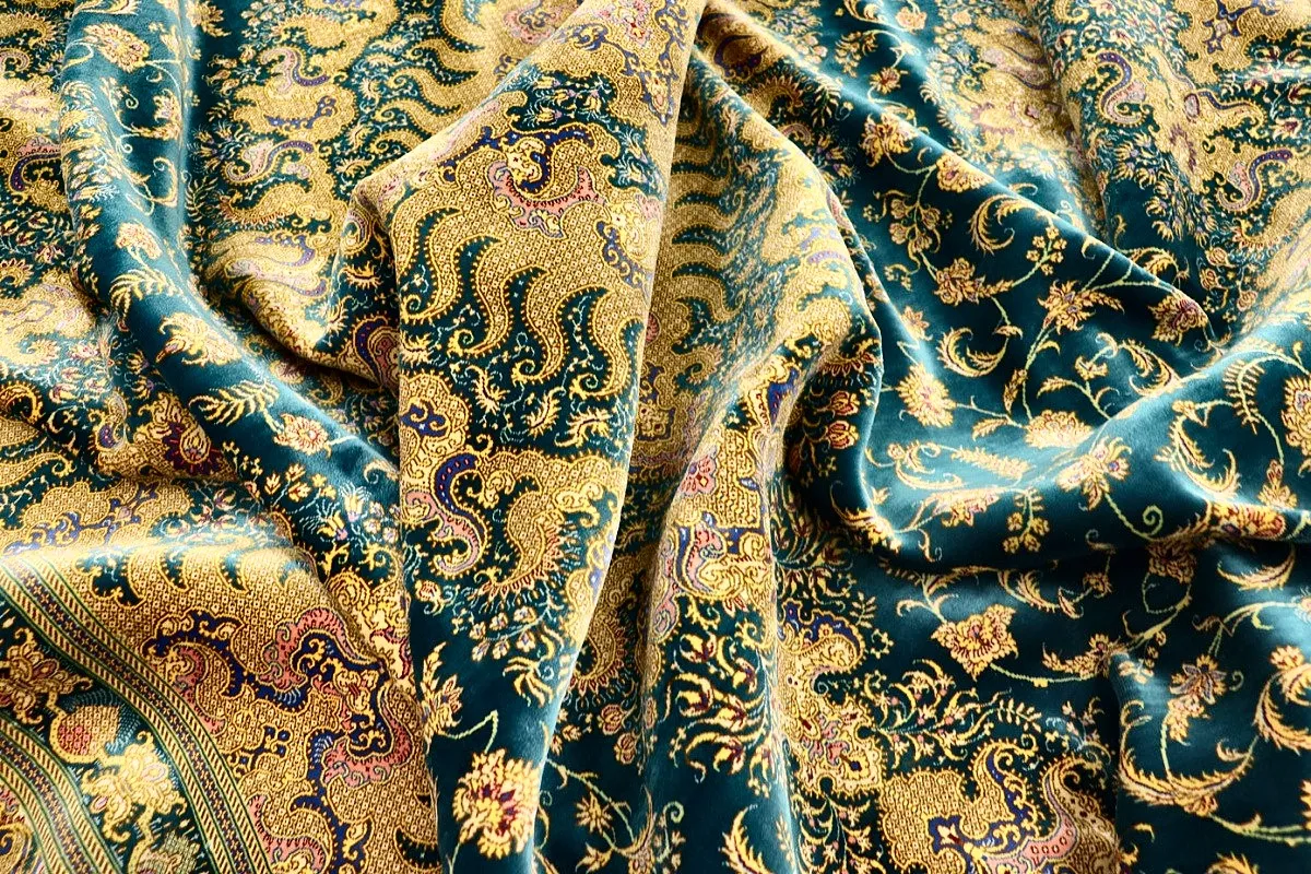 118134-14 Qom Persian Rug — hand-knotted, 325 × 255 cm, Silk