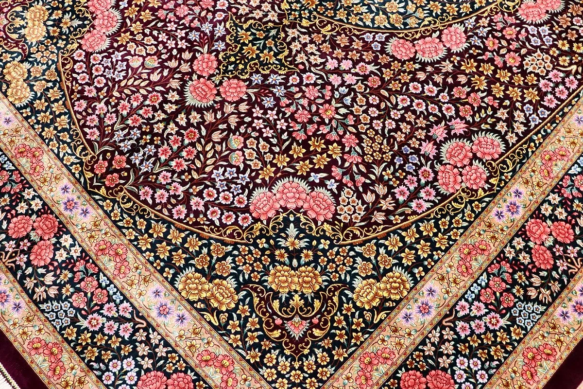 Qom Persian Rug 297 × 200 cm, Silk, hand-knotted