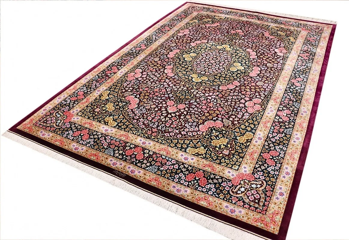 Qom Persian Rug 297 × 200 cm, Silk, hand-knotted