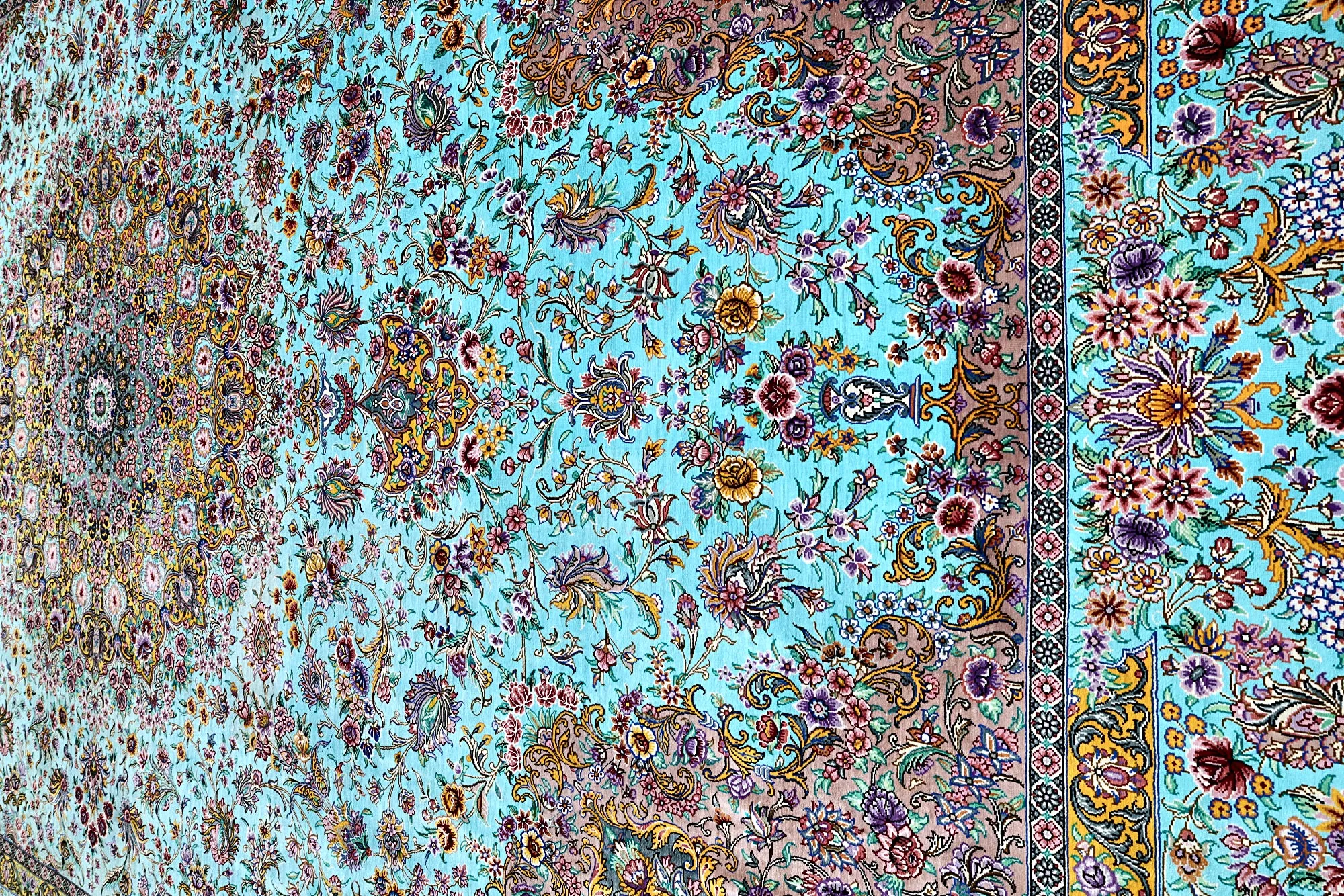 Qom Persian Rug — hand-knotted, 300 × 195 cm, Silk