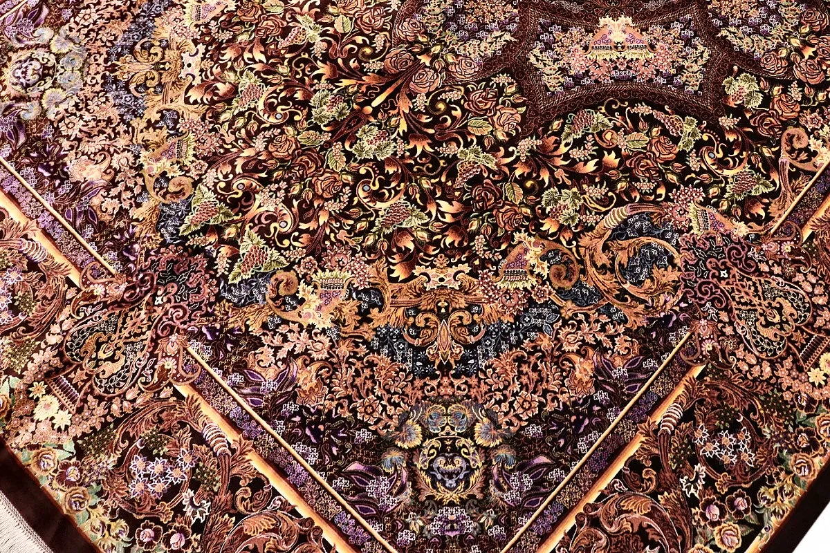 118145-07 Hand-Knotted Silk Qom Persian Rug, 305 × 205 cm