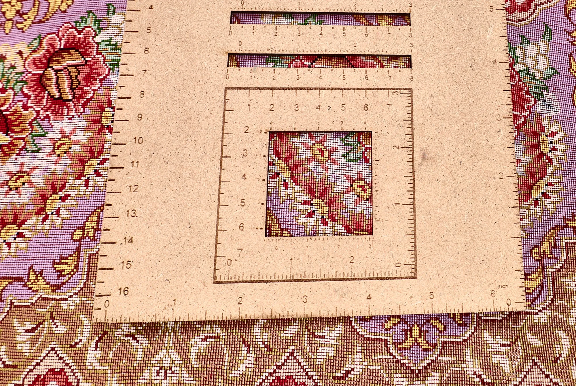 118148-01 Qom Persian Rug — hand-knotted, 295 × 200 cm, Silk