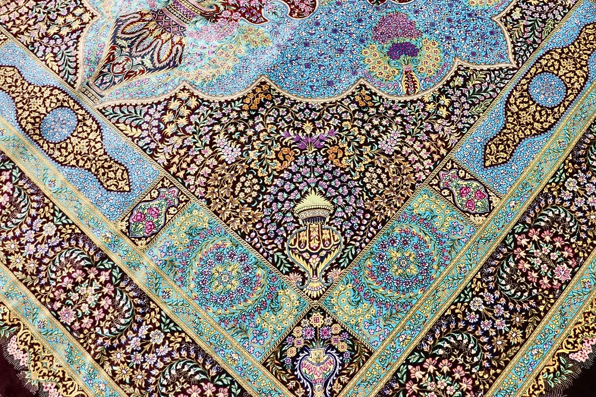 Qom Persian Rug 250 × 250 cm, Silk, hand-knotted