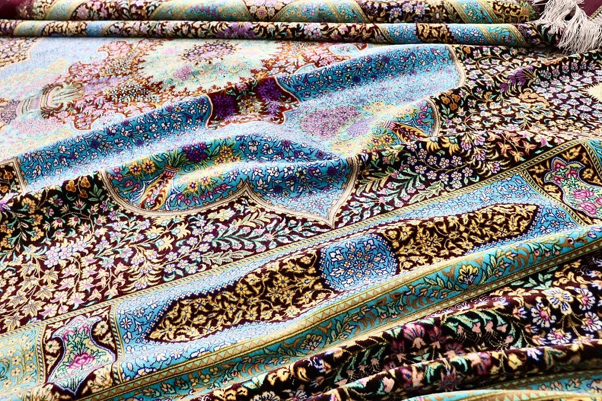 Qom Persian Rug 250 × 250 cm, Silk, hand-knotted