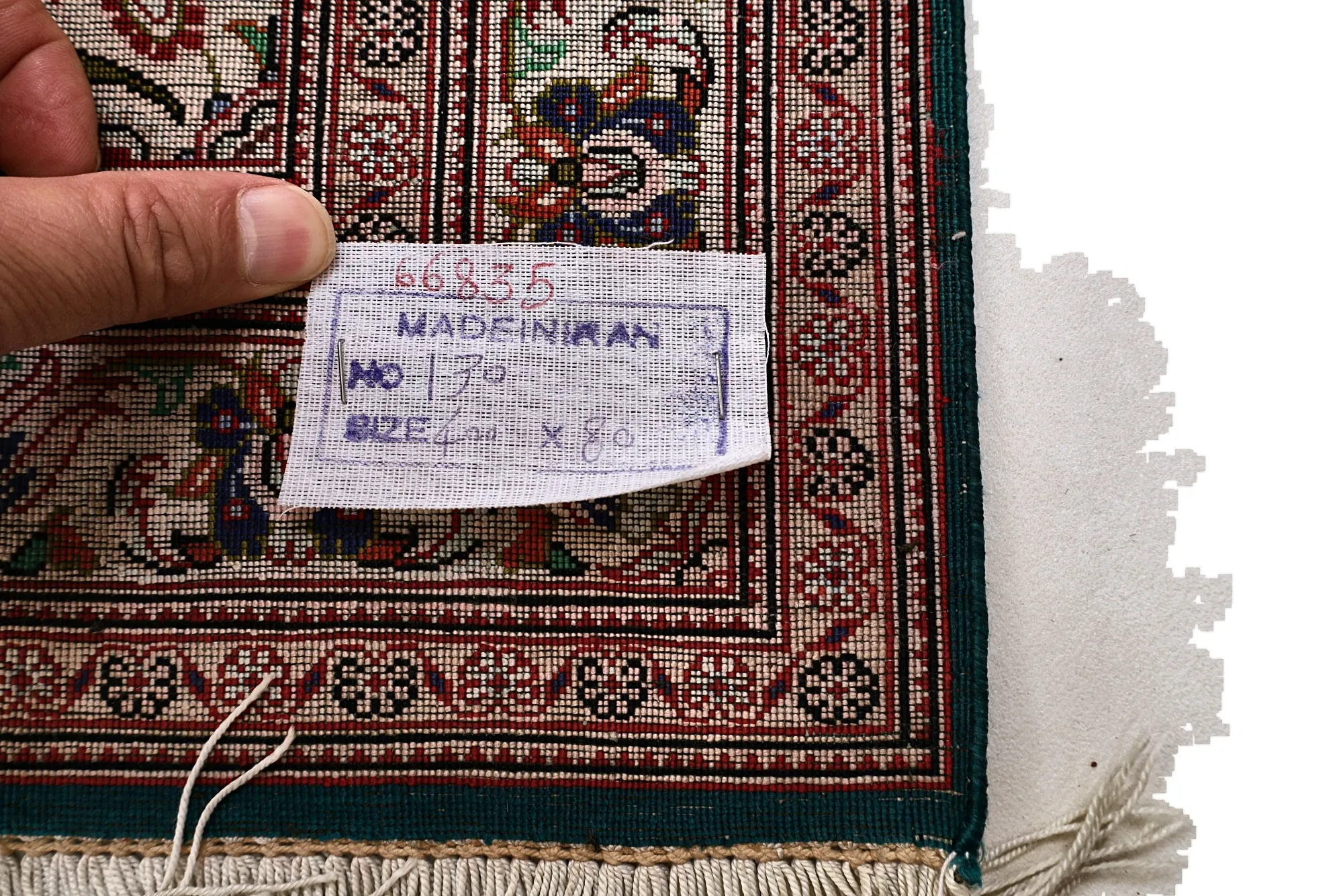 118154-09 Qom Persian Rug — hand-knotted, 400 × 80 cm, Silk