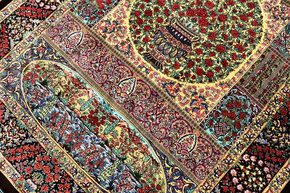 118159-05 Qom Persian Rug — hand-knotted, 150 × 100 cm, Silk
