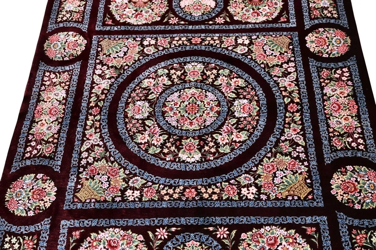 Qom Persian Rug — hand-knotted, 153 × 98 cm, Silk