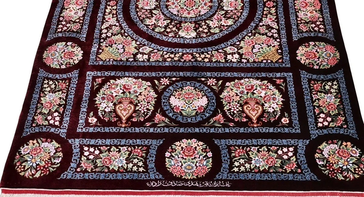 Qom Persian Rug — hand-knotted, 153 × 98 cm, Silk