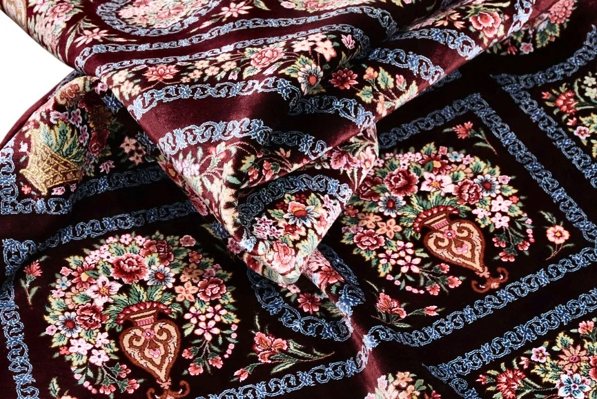Qom Persian Rug — hand-knotted, 153 × 98 cm, Silk